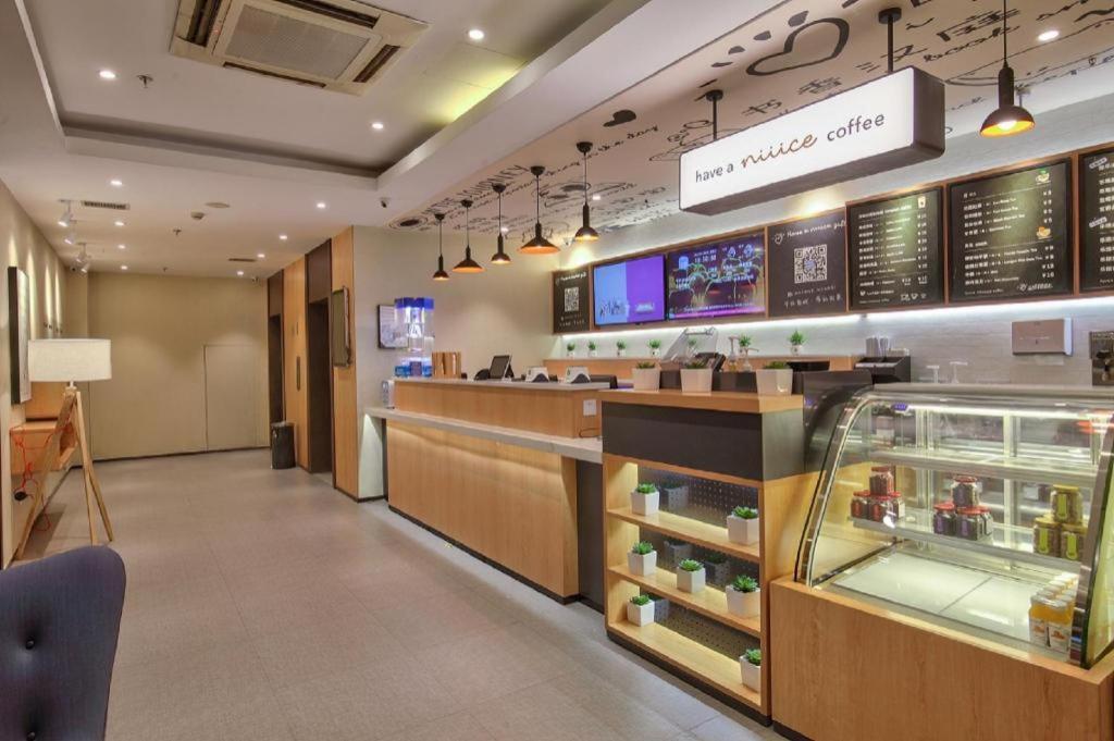 Hanting Hotel Ningbo Tian Yi Square Newbranch Ngoại thất bức ảnh